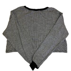 black and white striped thick long sleeve crop top size small